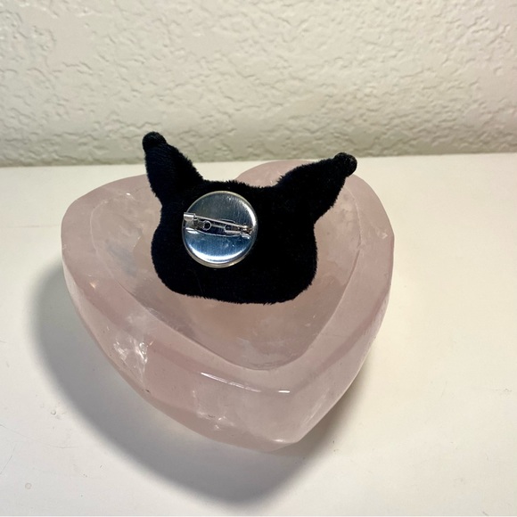 Kuromi Pin - Picture 2 of 2